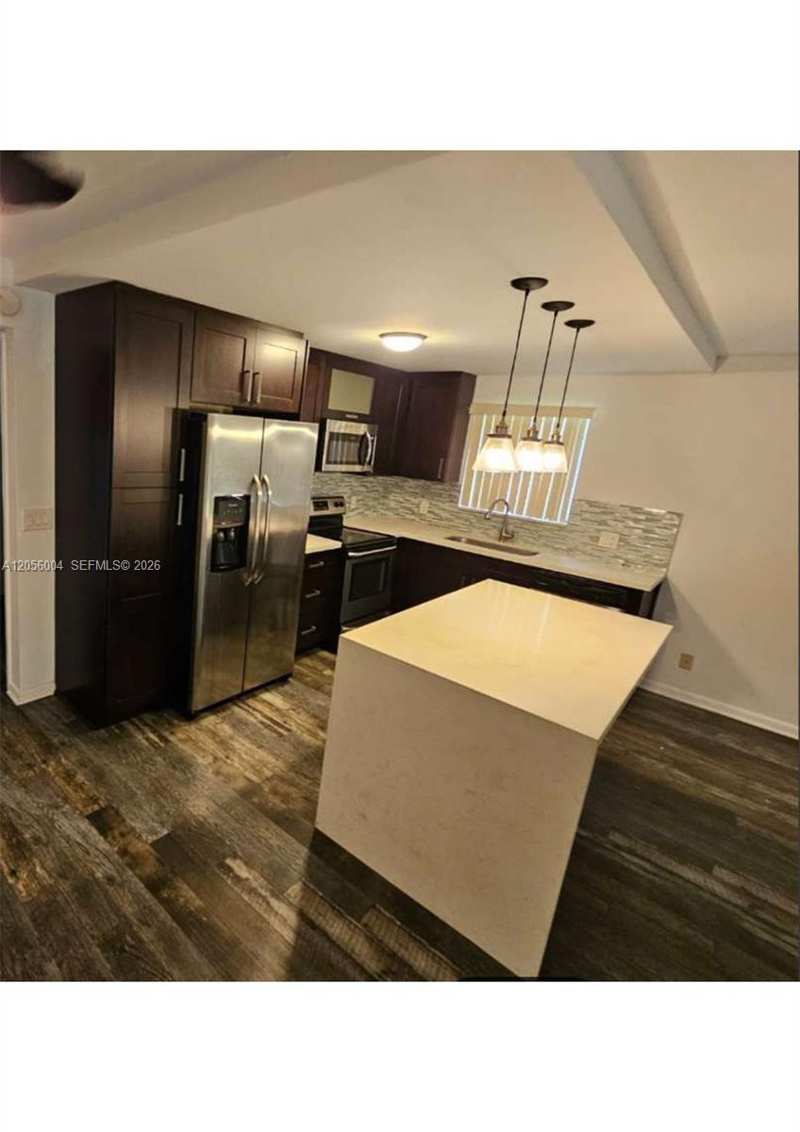 8 Farnham A # 8, Deerfield Beach FL 33442