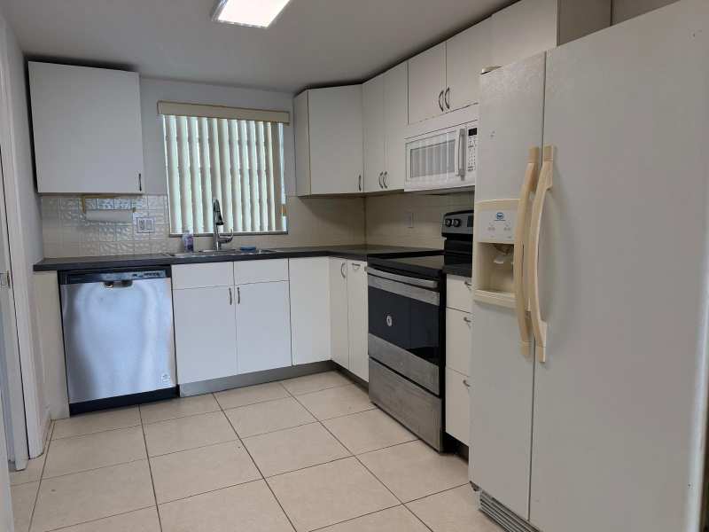 9470 LIVE OAK Place # 404, Davie FL 33324
