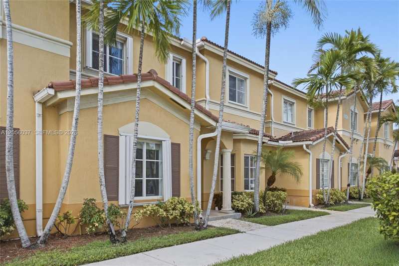 10863 NW 83rd # 2, Doral FL 33178