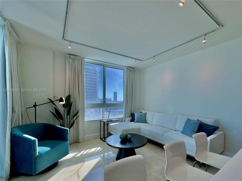 1900 N Bayshore Dr # 4003, Miami FL 33132