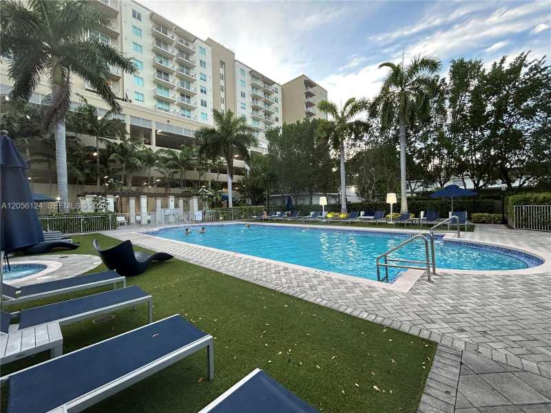 987 SW 37th Avenue # 909, Coral Gables FL 33135