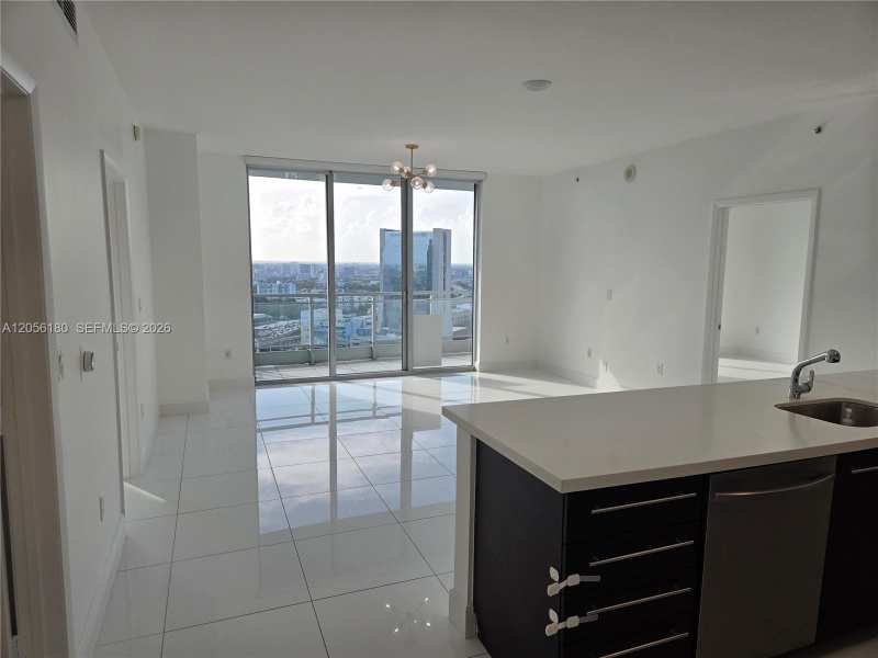 90 SW 3rd St # 3006, Miami FL 33130