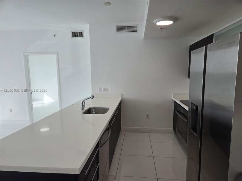 90 SW 3rd St # 3006, Miami FL 33130
