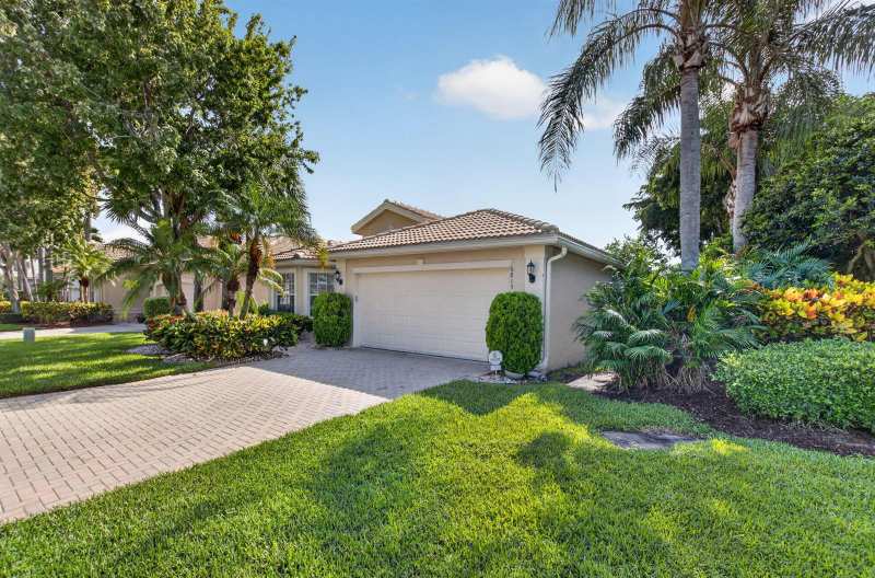 6815 Imperial Beach Circle, Delray Beach FL 33446