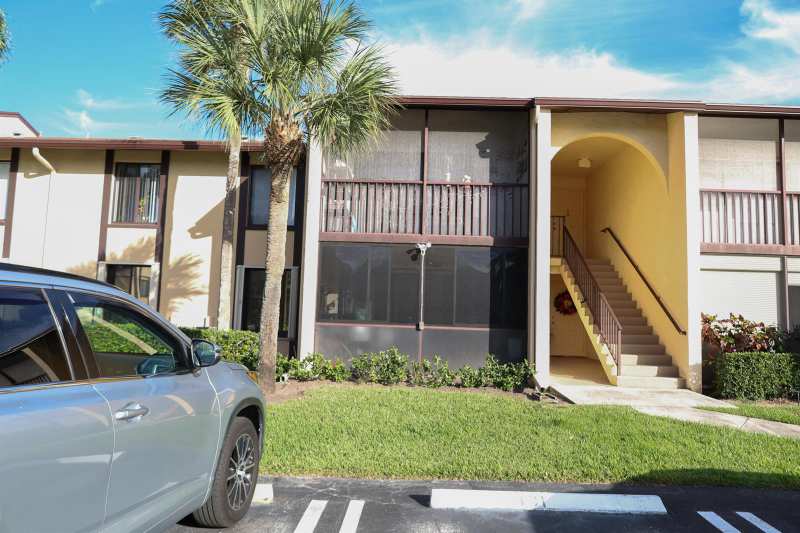 824 Sky Pine Way # C1, FL 33415