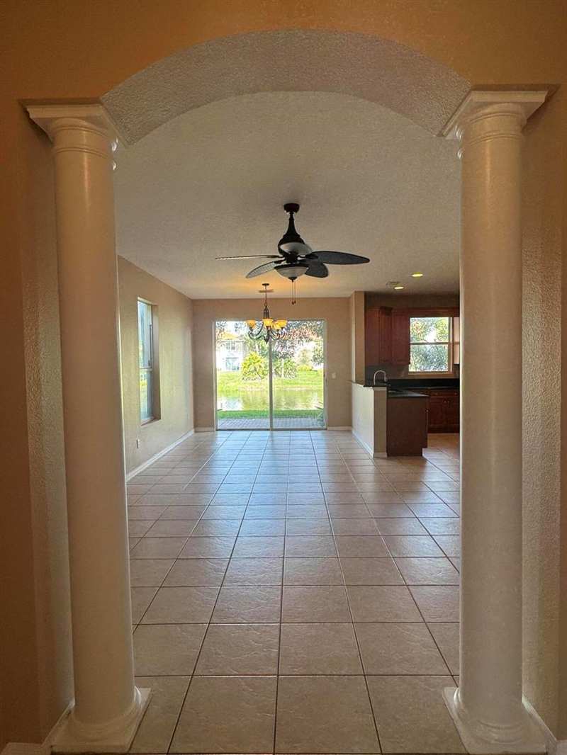 911 Seminole Palms Drive, FL 33463