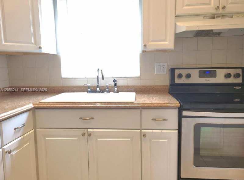 2528 Emory Dr # C, Palm Beach FL 33415