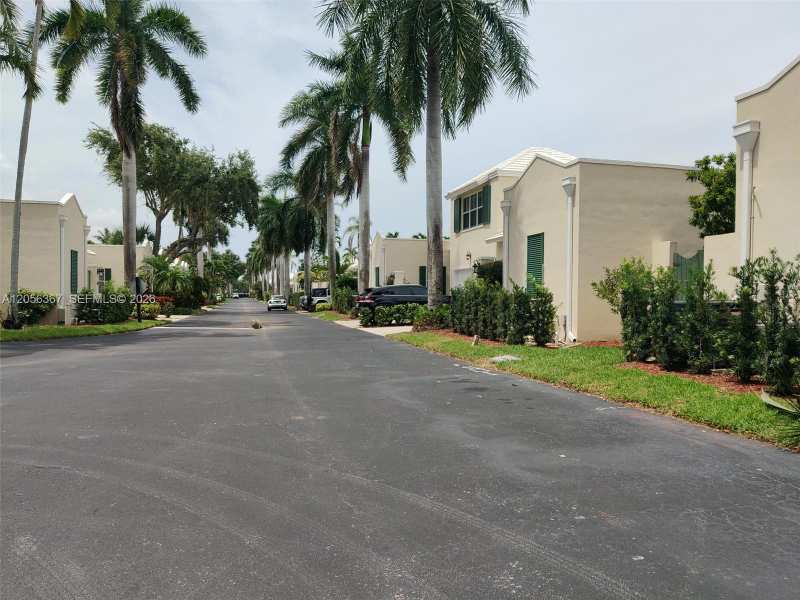 17276 Bermuda Village Dr # 17276, Boca Raton FL 33487