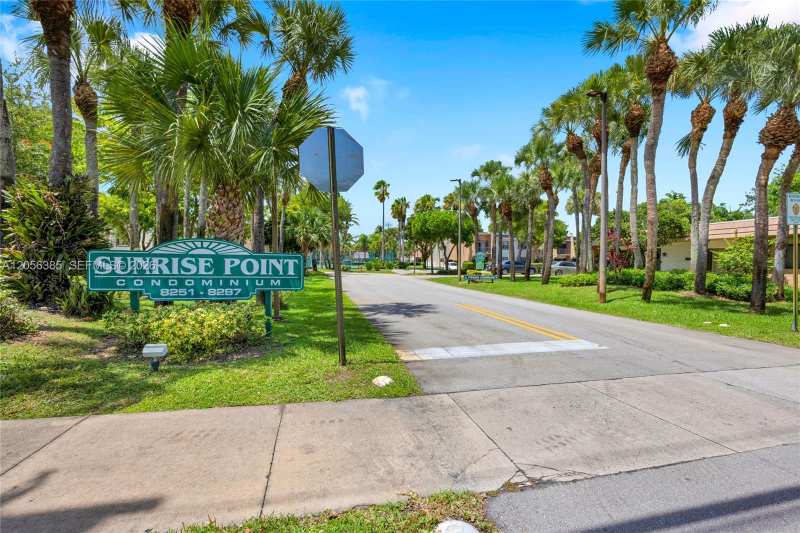 8261 SW 128th St # 207, Pinecrest FL 33156