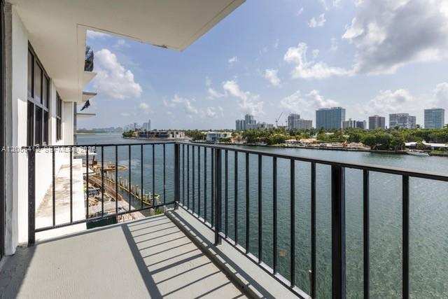 10101 E Bay Harbor Dr # 504, Bay Harbor Islands FL 33154