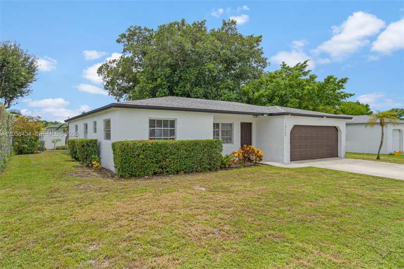 10660 Eureka St, Boca Raton FL 33428