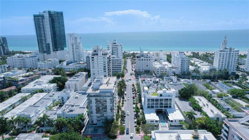 245 18th St # 403, Miami Beach FL 33139