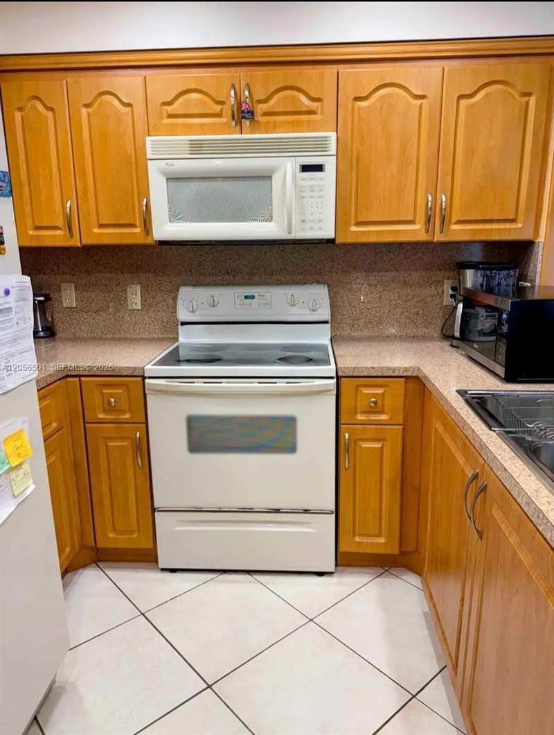 3545 NE 167th St # 408, North Miami Beach FL 33160
