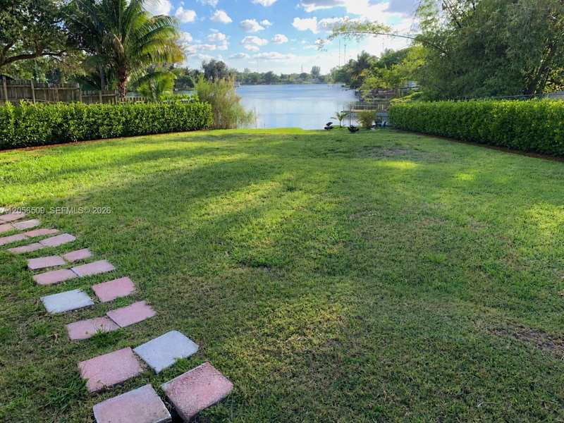 3300 SW 32nd Ave, West Park FL 33023