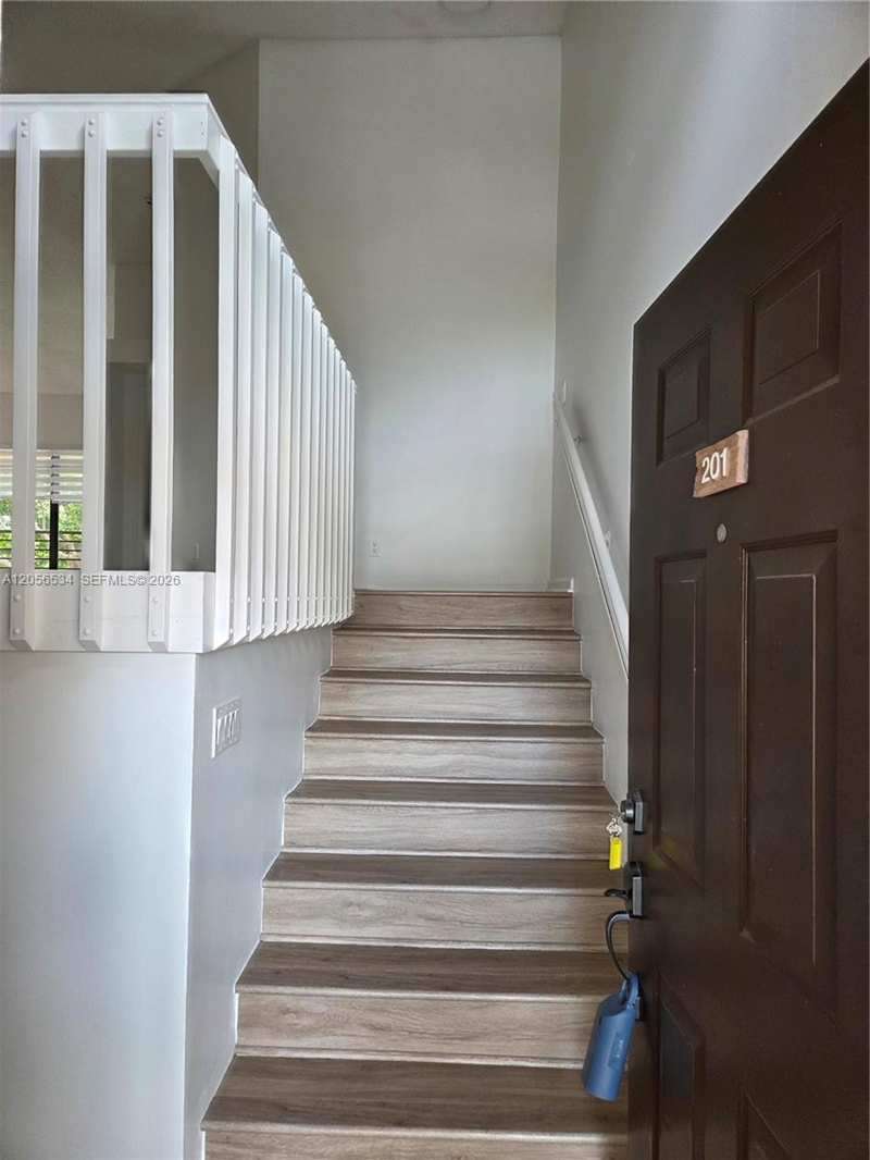16 Via De Casas Sur # 201, Boynton Beach FL 33426