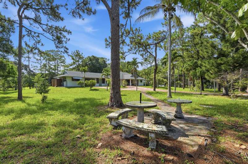 16476 107TH Drive N, FL 33478