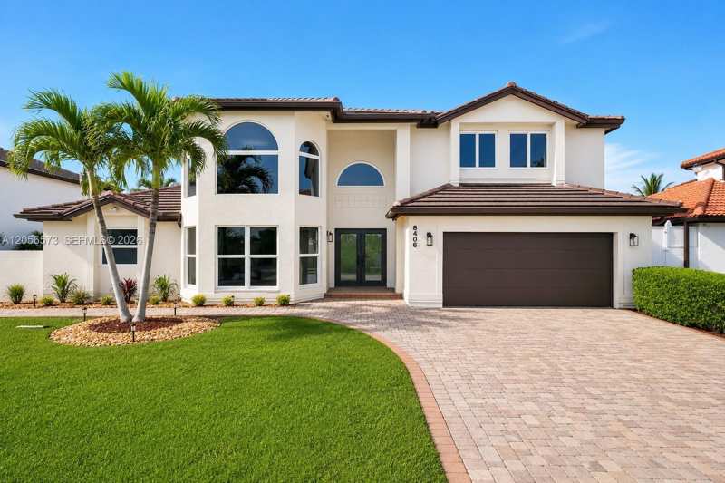 8406 NW 201st St, Hialeah FL 33015
