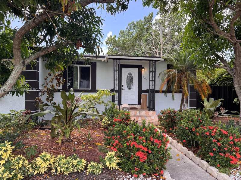 940 NE 155th Ter # 940, North Miami Beach FL 33162