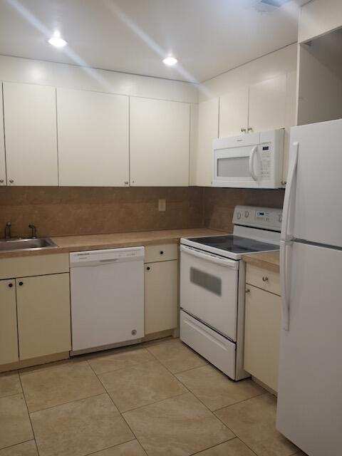 632 NW 13th Street # 16, Boca Raton FL 33486