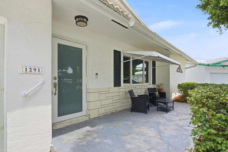 1291 NW 90TH Way, Plantation FL 33322