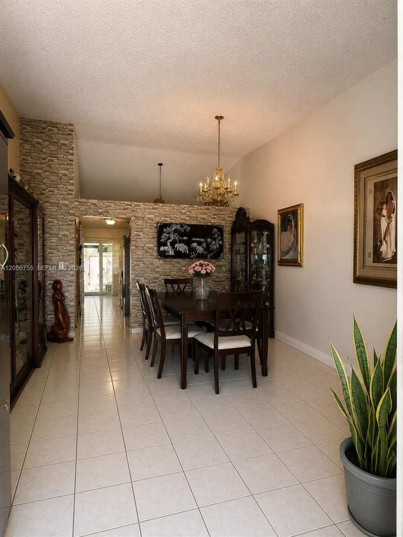 5941 W 20th Ln, Hialeah FL 33016