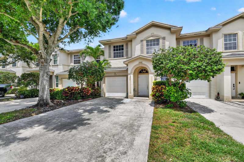 308 SPRUCE Street, Boynton Beach FL 33426