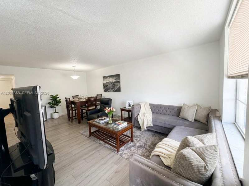 5775 W 20th Ave # 308, Hialeah FL 33012