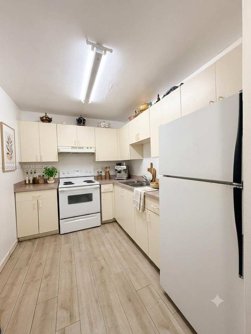 5775 W 20th Ave # 308, Hialeah FL 33012