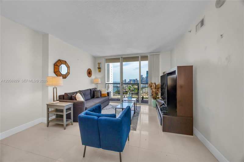 1750 N Bayshore Dr # 3310, Miami FL 33132