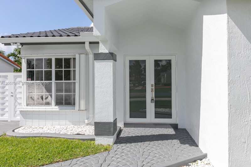 1938 SW 137th Ct, Miami FL 33175
