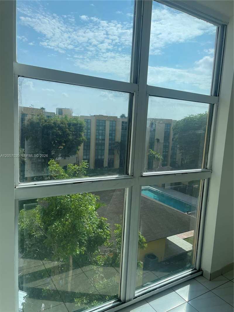 11780 SW 18th St # 2, Miami FL 33175
