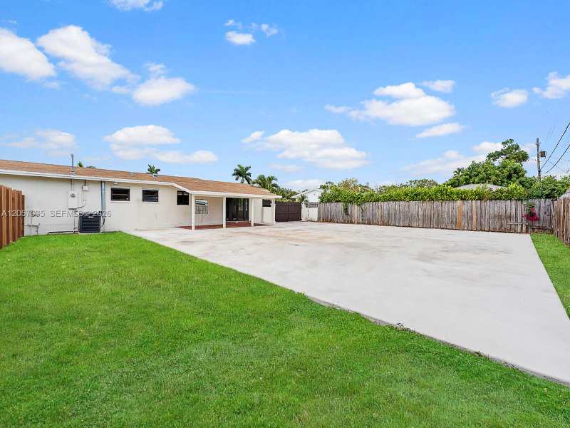 16321 SW 96th Ave # 0, Miami FL 33157