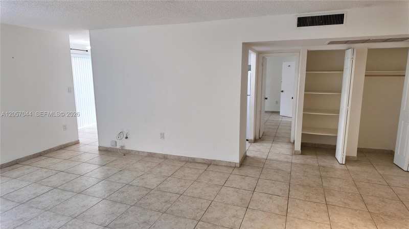 200 177th Dr # 308, Sunny Isles Beach FL 33160