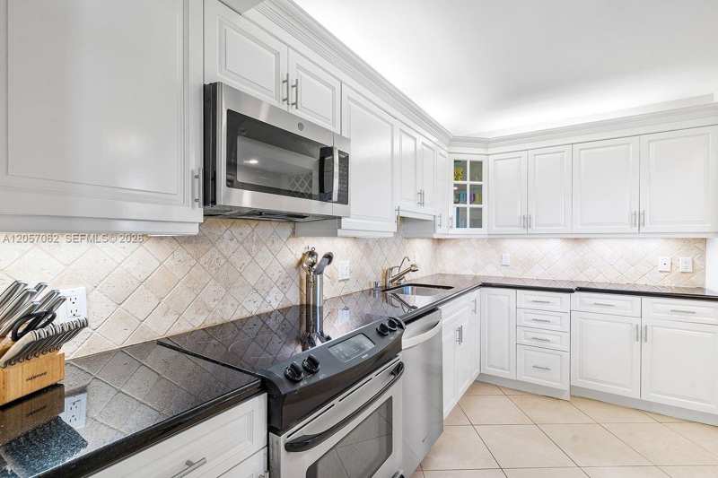 400 Ocean Trail Way # 302, Jupiter FL 33477