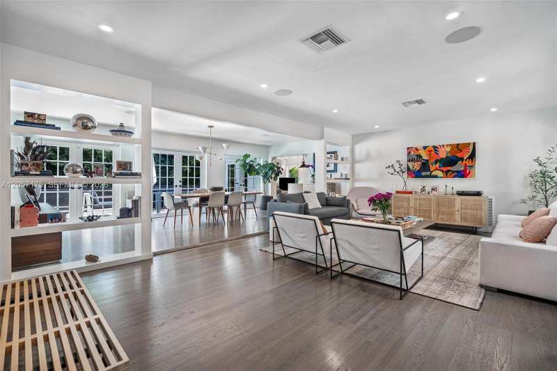 510 Bargello Ave, Coral Gables FL 33146