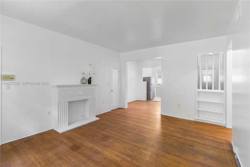 817 Lenox Ave # 6, Miami Beach FL 33139