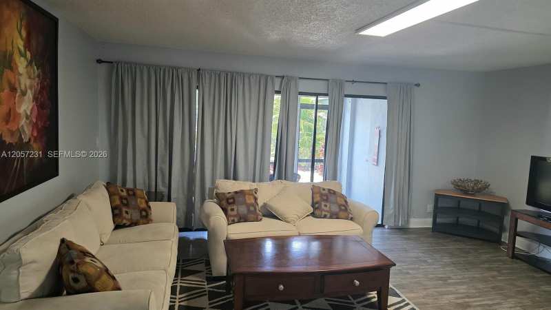 524 Osprey Dr # 10B, Delray Beach FL 33444