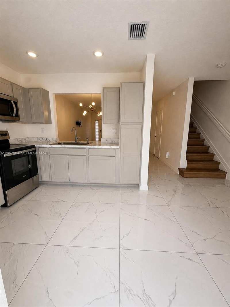 461 NE 5th Way # 461, Florida City FL 33034