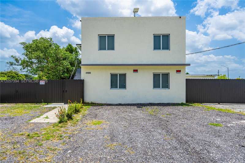 21845 Goulds Ave # 102, Miami FL 33170