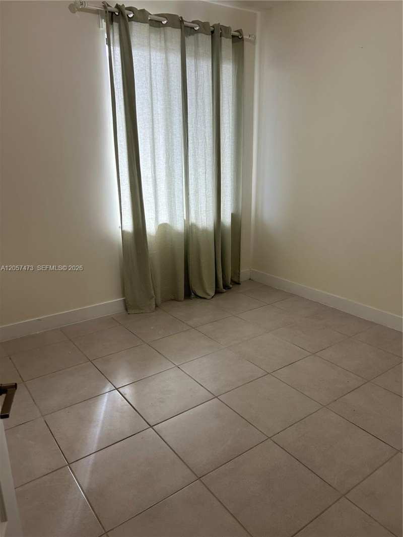 DOWNTOWN DORAL SOUTH PHAS