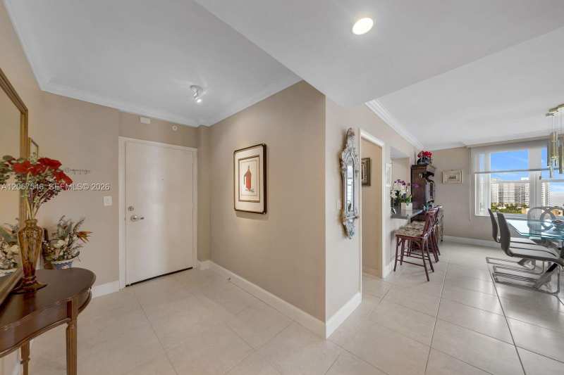 3200 NE 36th St # 1216, Fort Lauderdale FL 33308