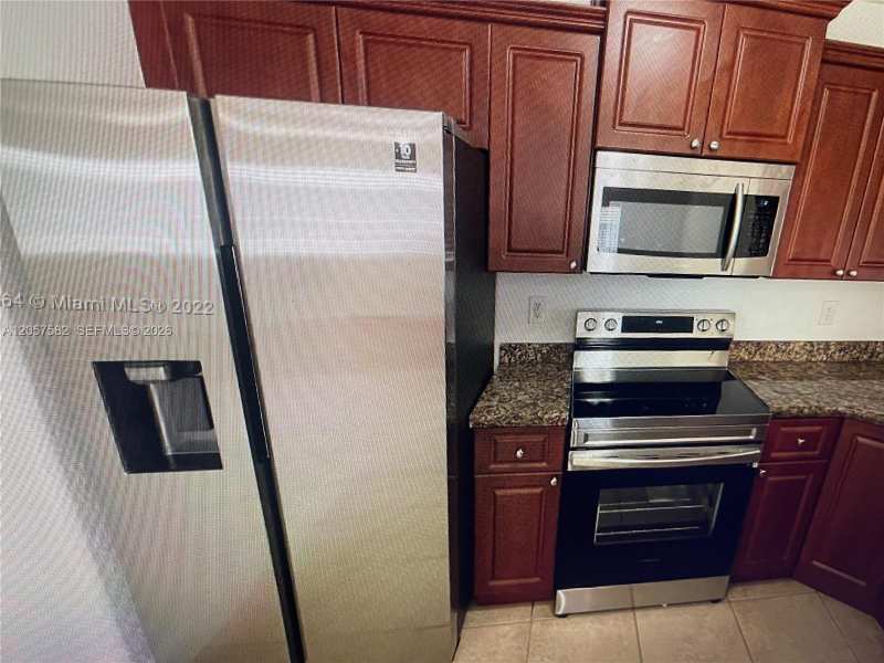 5881 NW 32nd Ave # 5881, Miami FL 33142