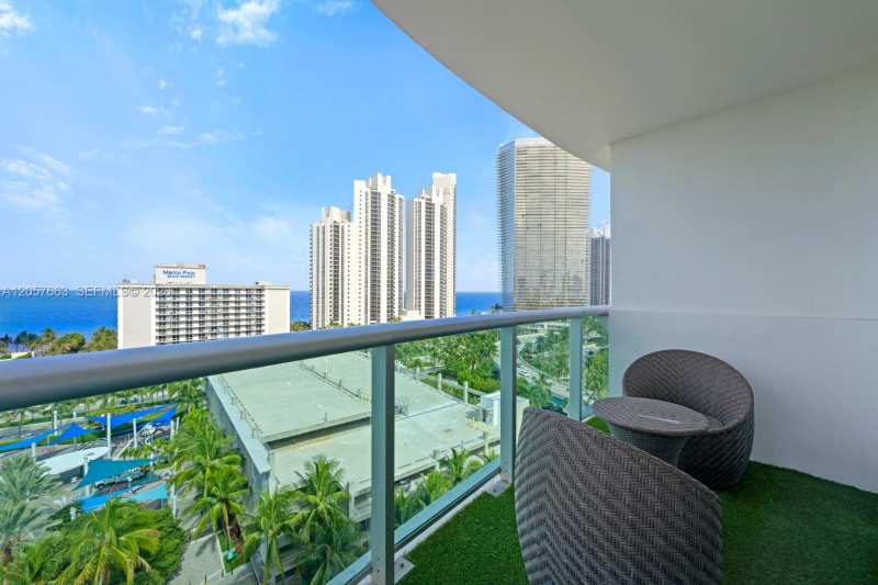 19370 Collins Ave # 1403, Sunny Isles Beach FL 33160