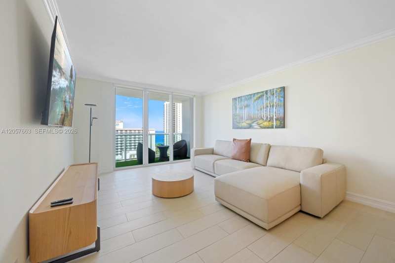 19370 Collins Ave # 1403, Sunny Isles Beach FL 33160