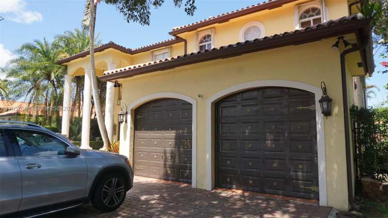 7333 SW 122nd Pl, Miami FL 33183