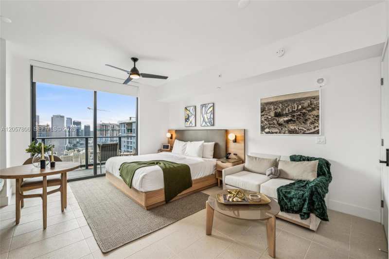 159 NE 6th St # 3312, Miami FL 33132