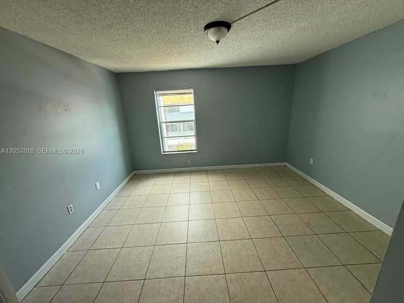 6095 W 18th Ave # S330, Hialeah FL 33012