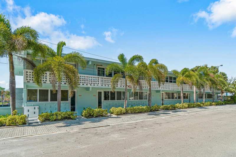 65 SE Spanish Trail # 2070, Boca Raton FL 33432