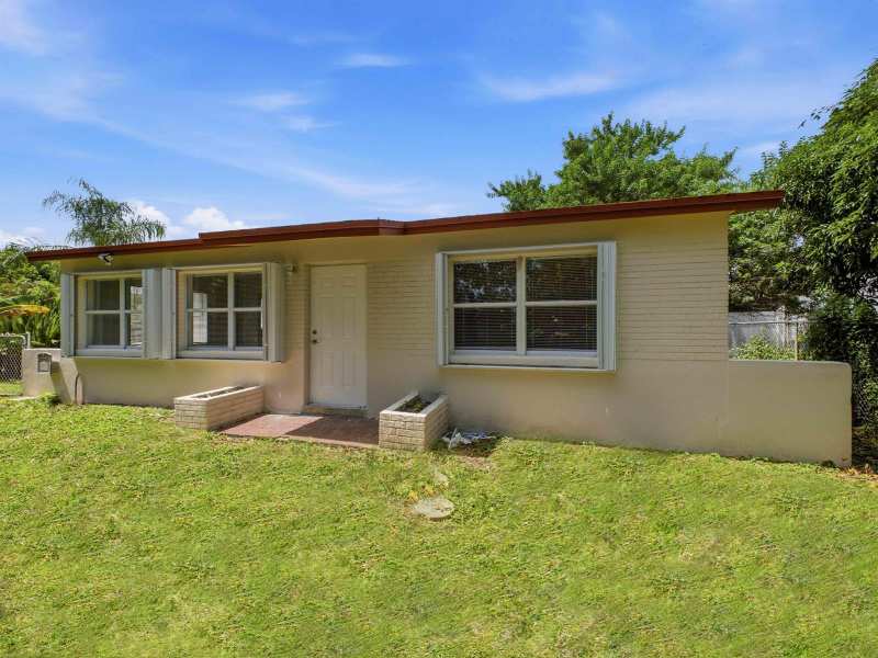 4628 SCHALL Road, FL 33409