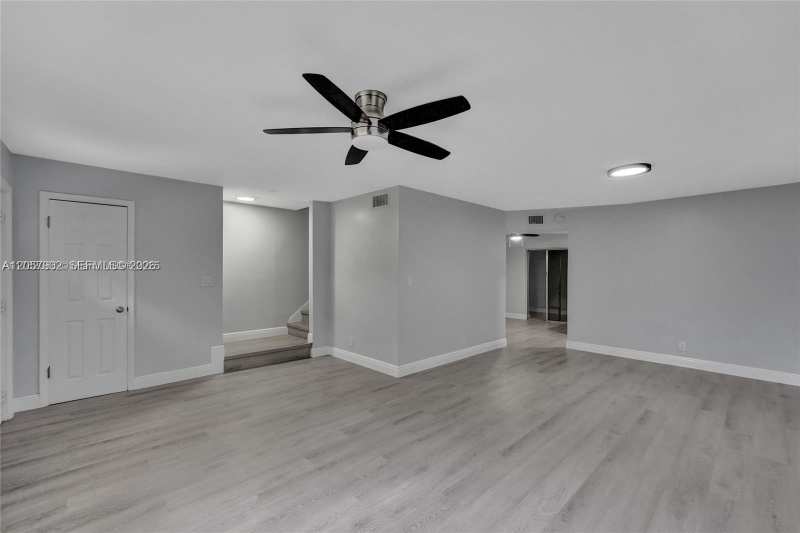 5963 NW 25th Ct # 210, Sunrise FL 33313
